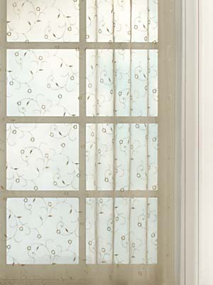 Robert Allen Rodriguez | Vanilla Drapery - 044242