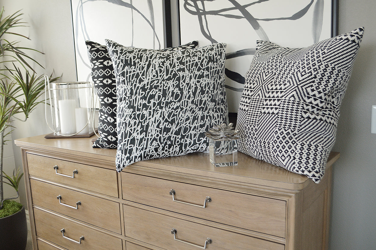 D.V. KAP HOME 24" x 24" Lightning Pillow - Black Farmhouse, Global - 3017-B-2424