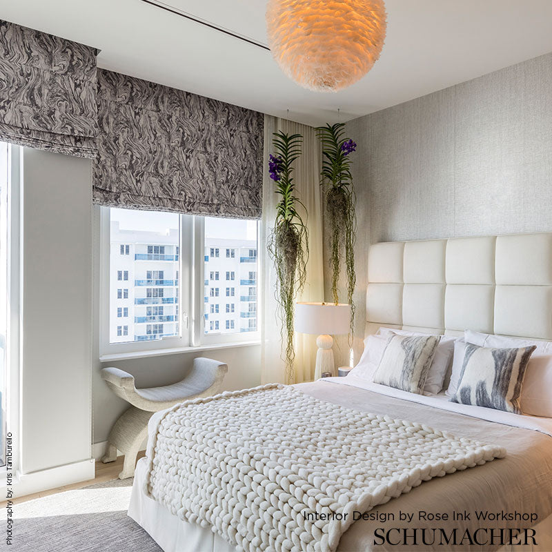 SCHUMACHER OTTOMAN CHIC ROMEO PRINTS PRINTS CARRARA - 175650