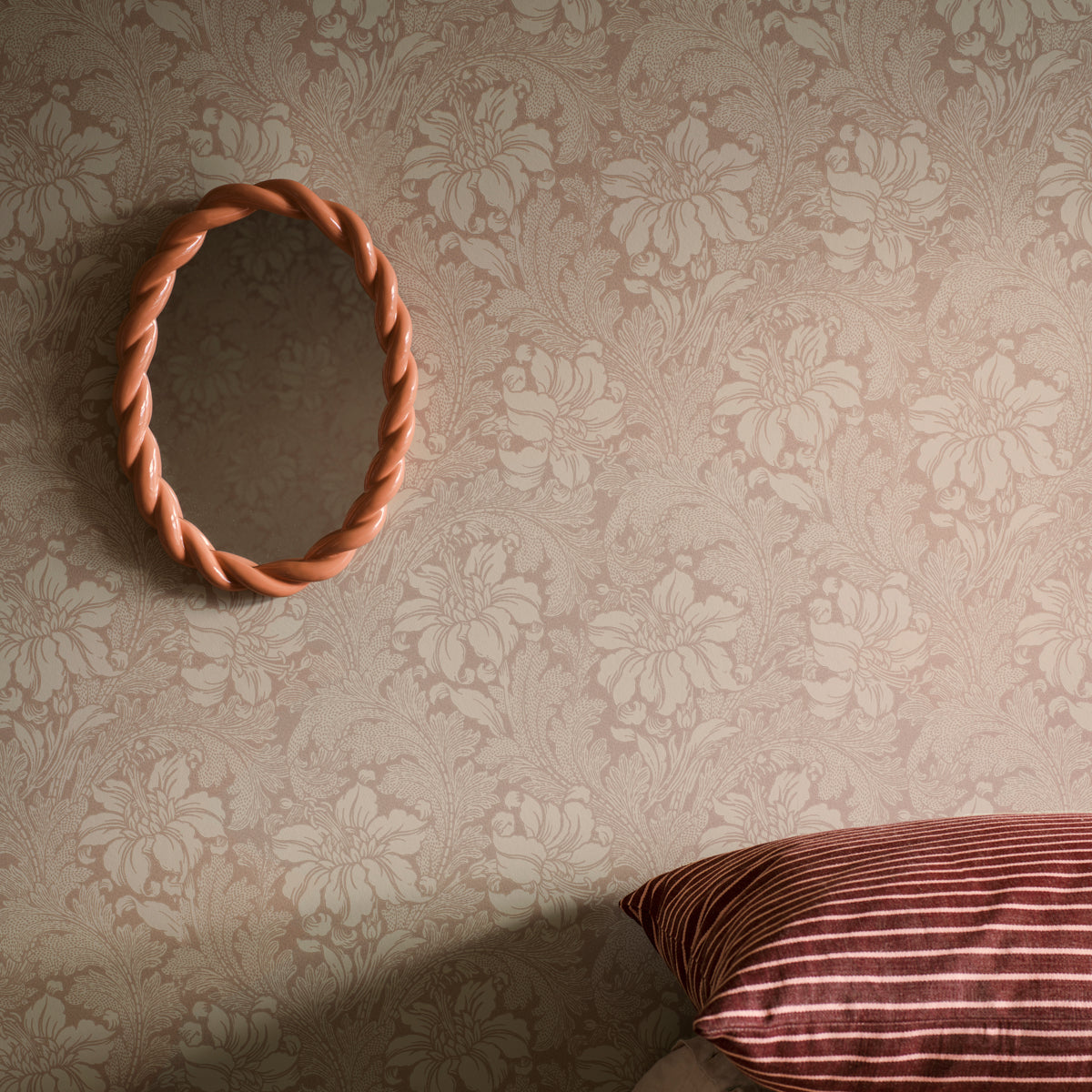 SCHUMACHER Borastapeter ACANTHUS GARDEN BLUSH - 2009