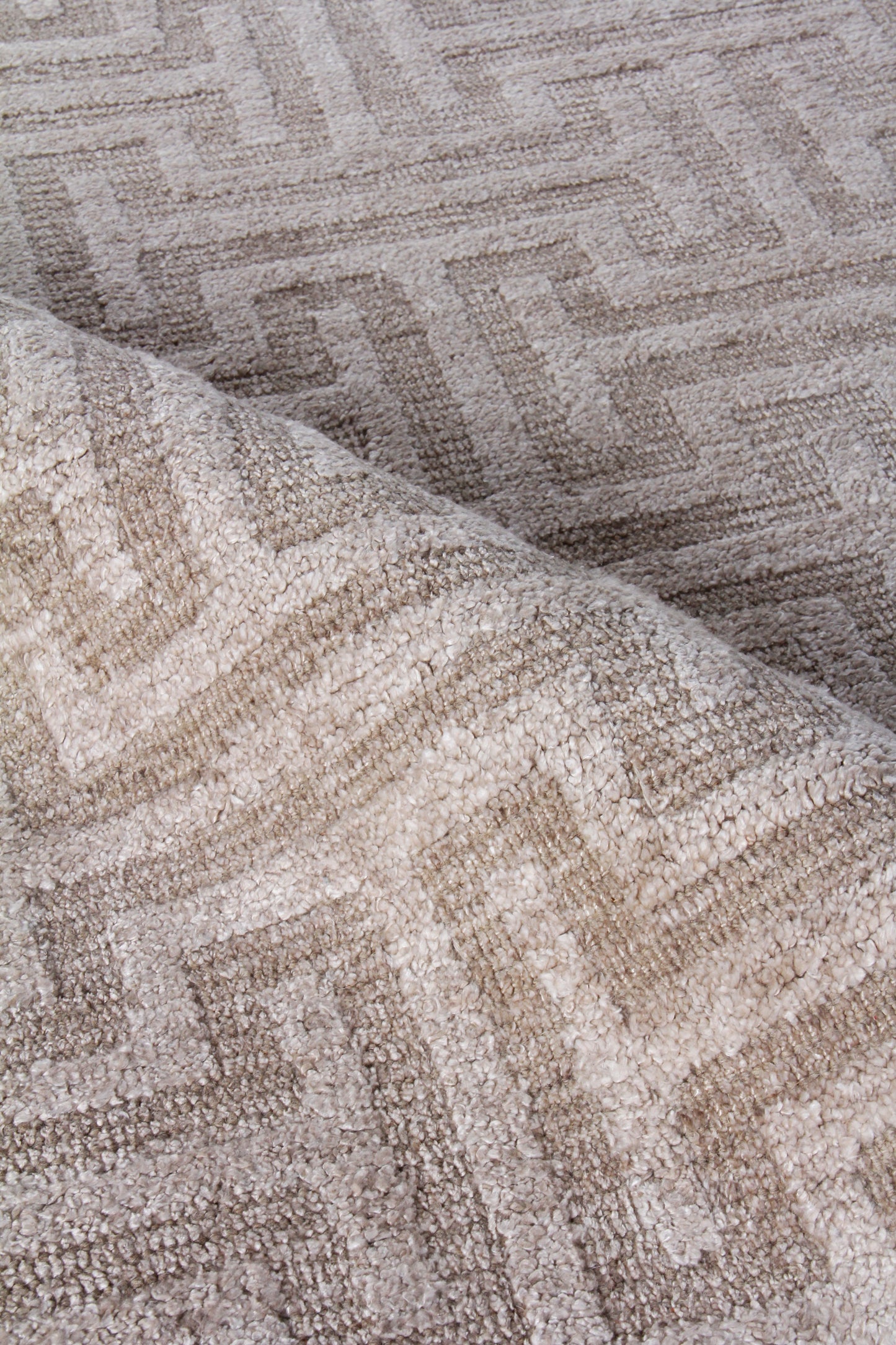 EXQUISITE RUGS OUTLET Ventura Indoor Hand Loomed - 2416-6'X9'