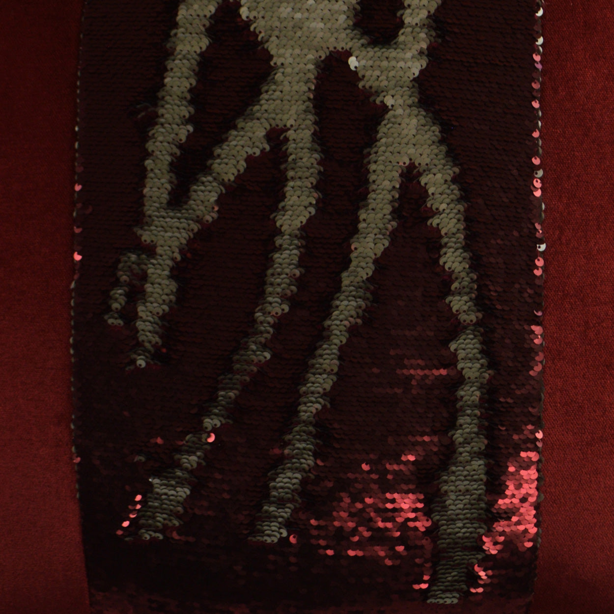 D.V. KAP HOME 2695-S-YARD Hylee II Fabric - Sangria Glam, Band , Ribbon Red - Hylee II