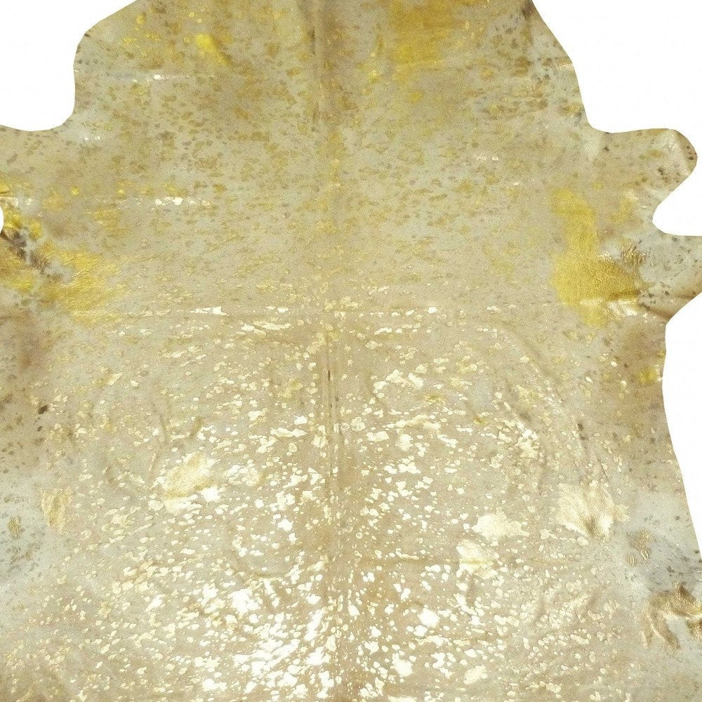 5' X 6' Brown And White Cowhide Handmade Area Rug