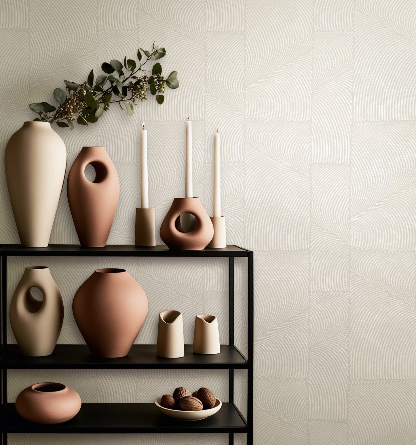 GALERIE WALLCOVERINGS TERRA Graphic Abstract Grey A geometric design showing a pattern of fine, evenly spready curvy shapes. - TR34642