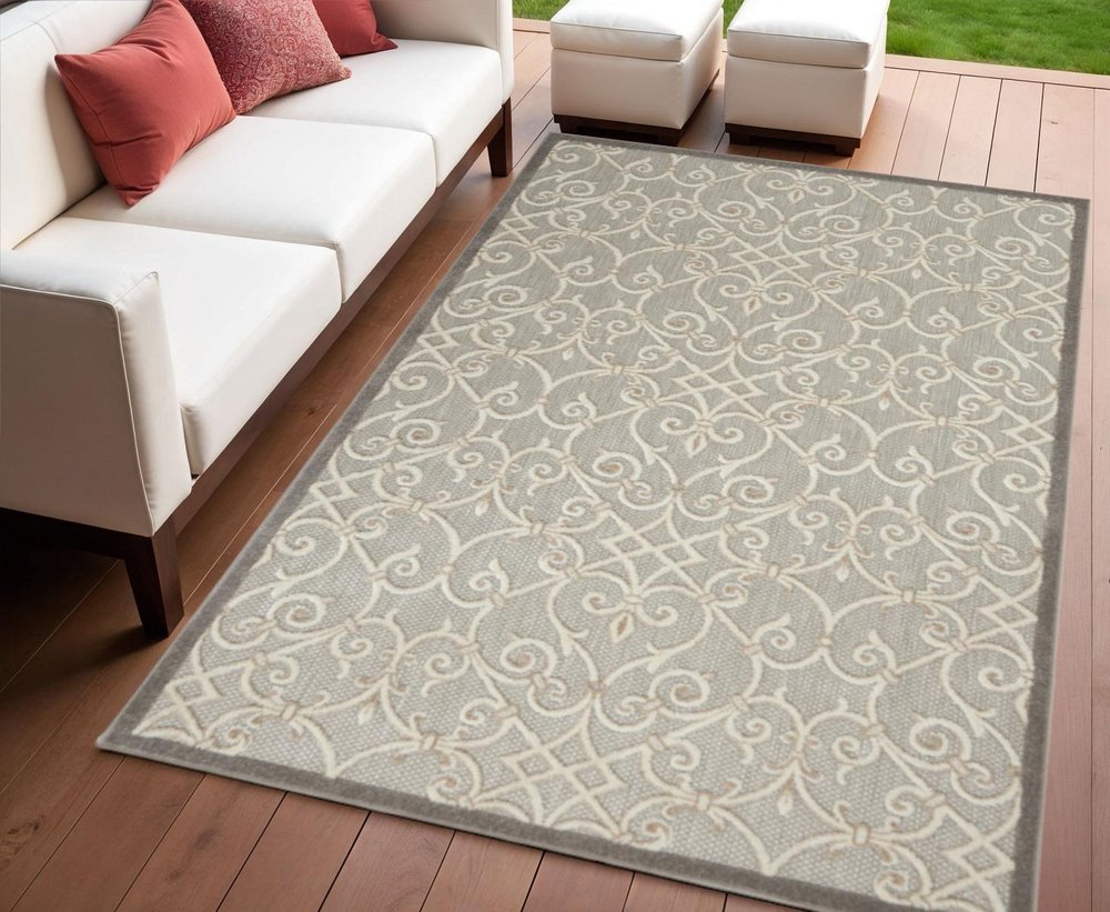 5' X 8' Gray And Ivory Indoor Outdoor Area Rug