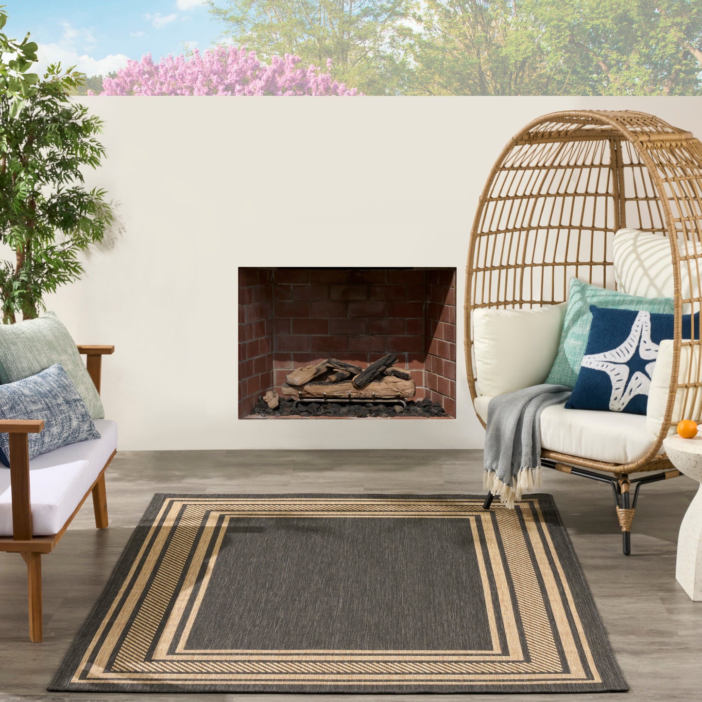 Modern 4' x 6' rug with a gray border.