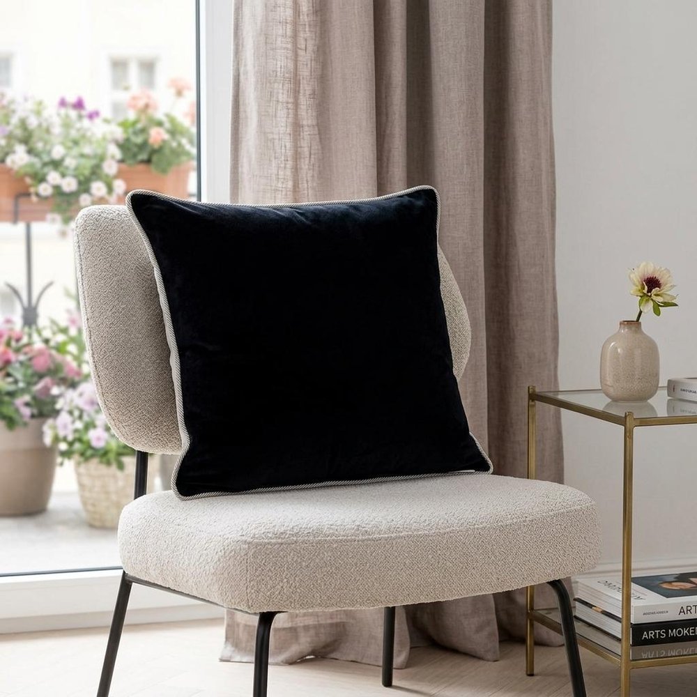 20" Black and White Throw Pillow