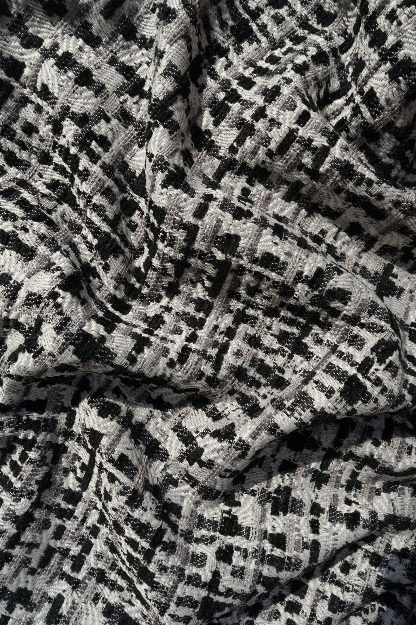 D.V. KAP HOME 24" x 24" Mazzy Pillow - Granite Global, Western Chic - 4092-G-2424