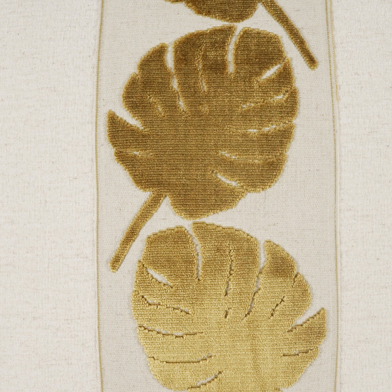 D.V. KAP HOME 24" x 24" Palm Leaf Pillow - Midas Floral, Band / Ribbon - 4245-M-2424