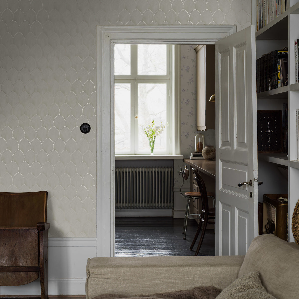 SCHUMACHER WALLCOVERING BORASTAPETER GOLDEN ARCHES STONE AND GOLD - 4274