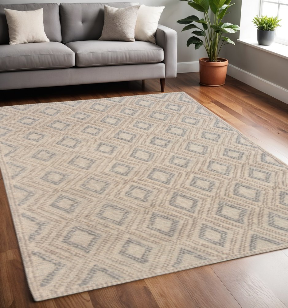 5' X 7' Natural Geometric Handmade Area Rug