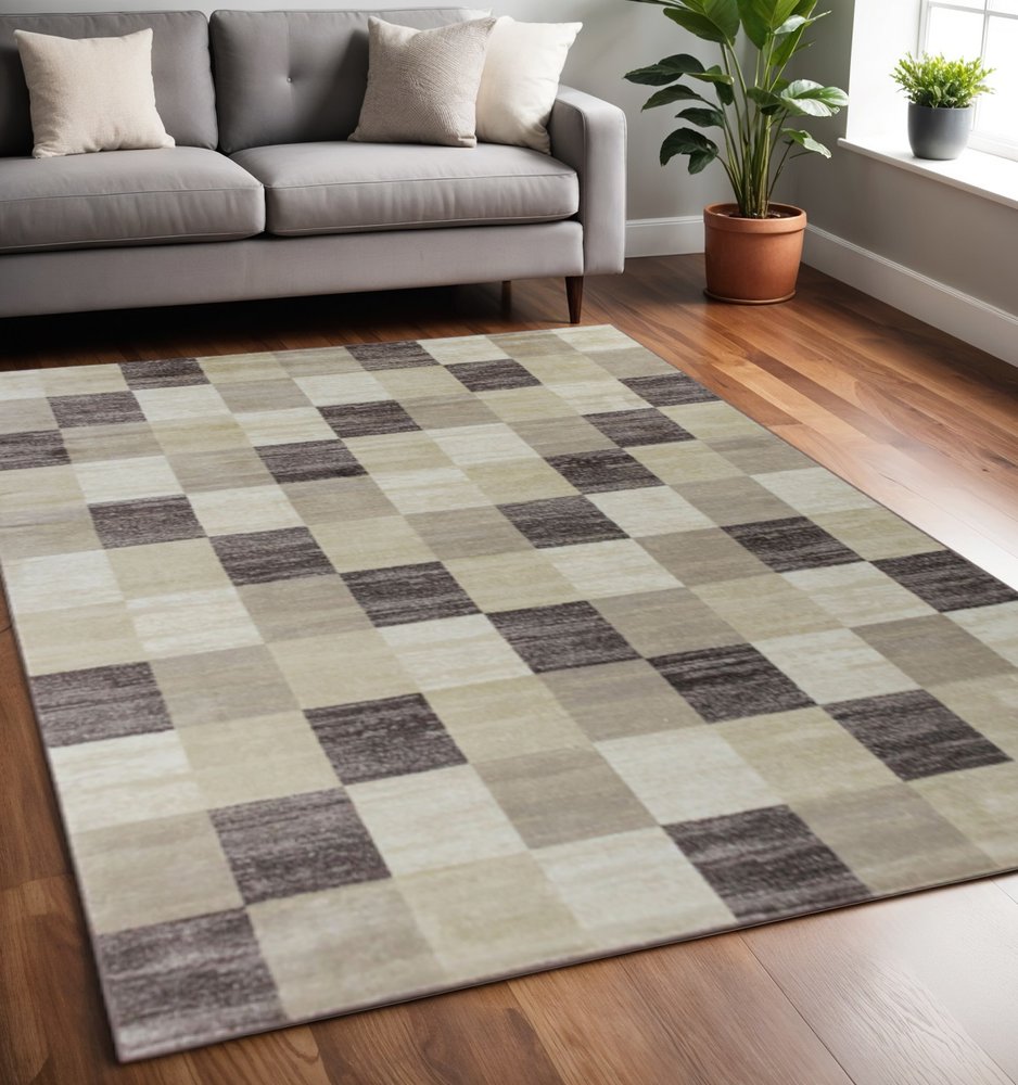 5' X 8' Beige And Brown Geometric Area Rug