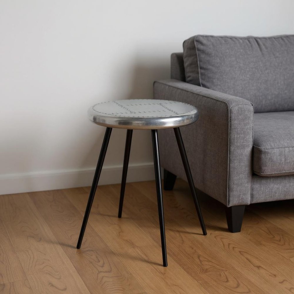 23" Silver Round End Table