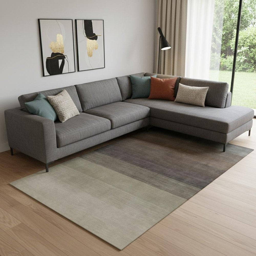 8' X 10' Expresso And Brown Hand Loomed Area Rug