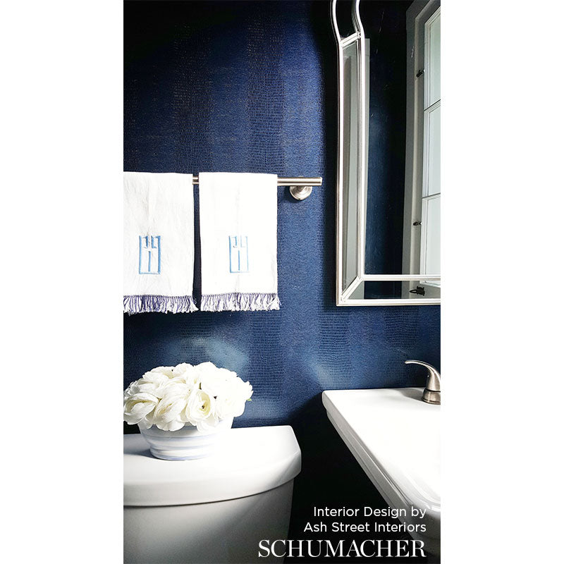 SCHUMACHER WALLCOVERING FABULOUS FAUX KOMODO BLACK ORCHID - 5007341