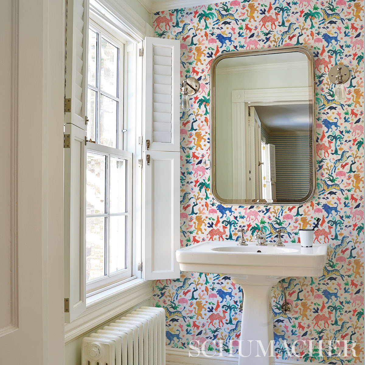 SCHUMACHER WALLCOVERING HAPPY MENOCAL BEASTS MULTI ON IVORY - 5013530