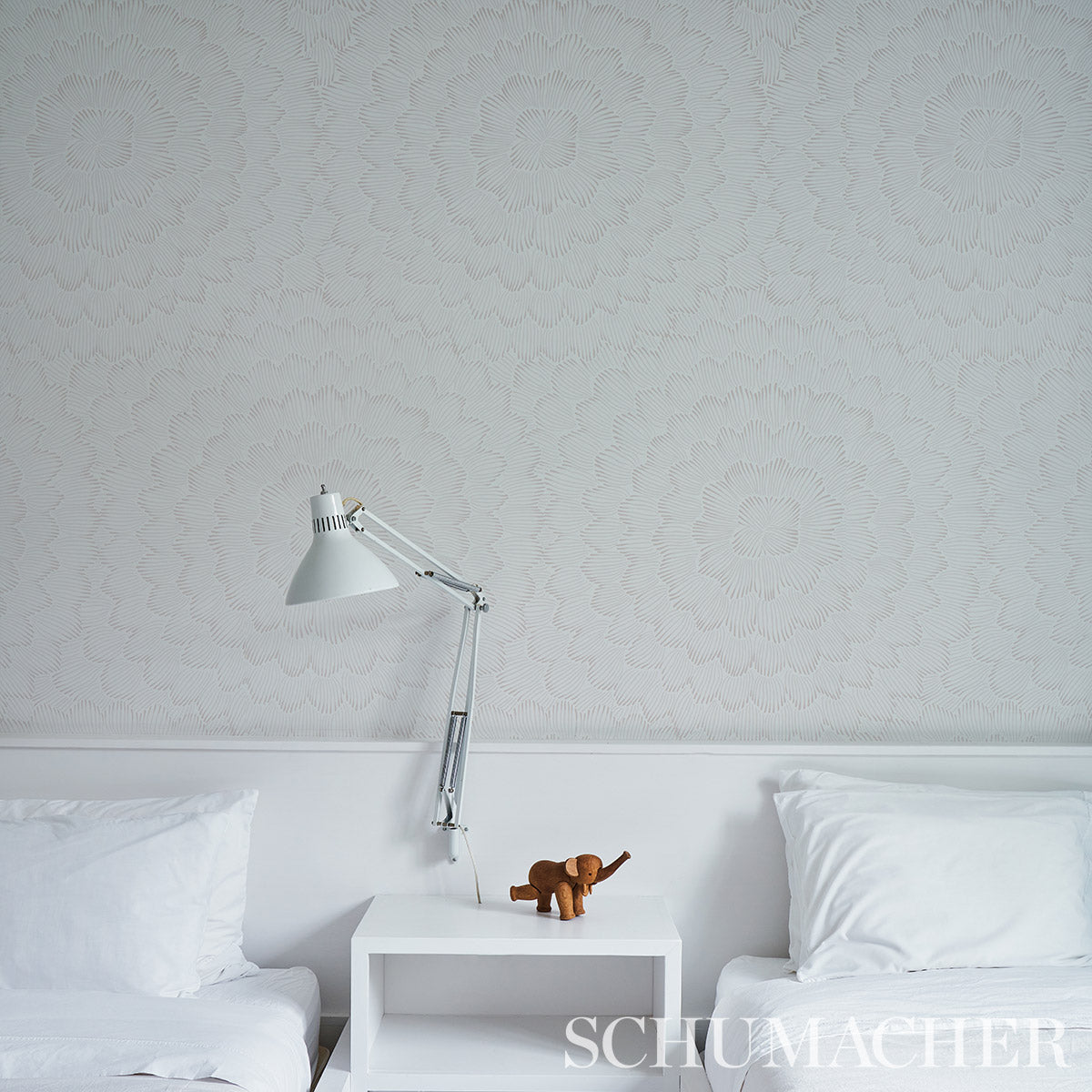 SCHUMACHER WALLCOVERING FULL BLOOM FEATHER BLOOM SOFT NEUTRAL - 5013821