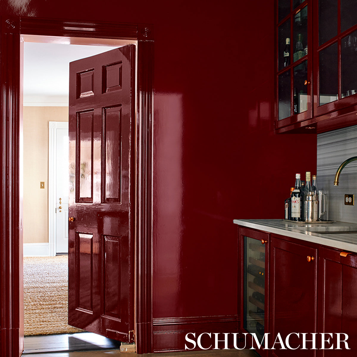 SCHUMACHER PERFECT BASICS: VINYL WALLCOVERING ACE FAUX LACQUER PERFORMANCE VINYL MAROON - 5015940