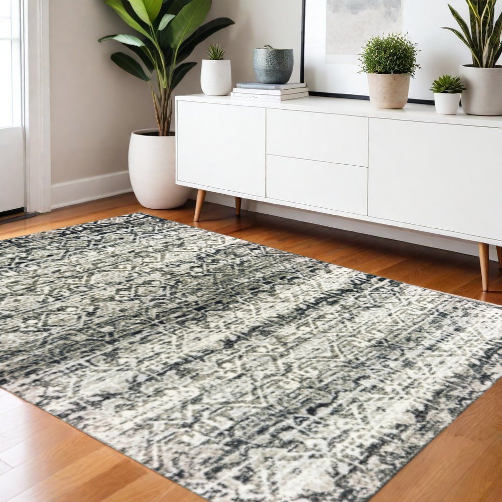 4' X 6' Grey And Ivory Geometric Power Loom Stain Resistant Area Rug