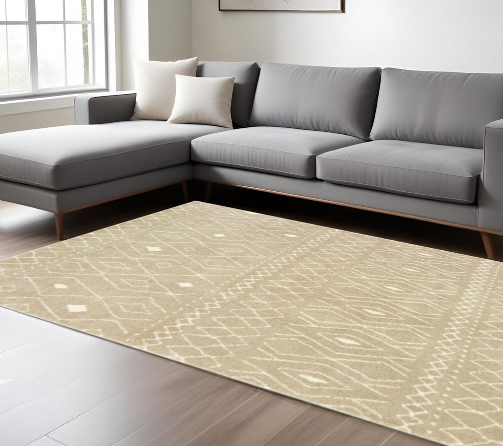 8' X 10' Sand And Ivory Geometric Power Loom Stain Resistant Area Rug