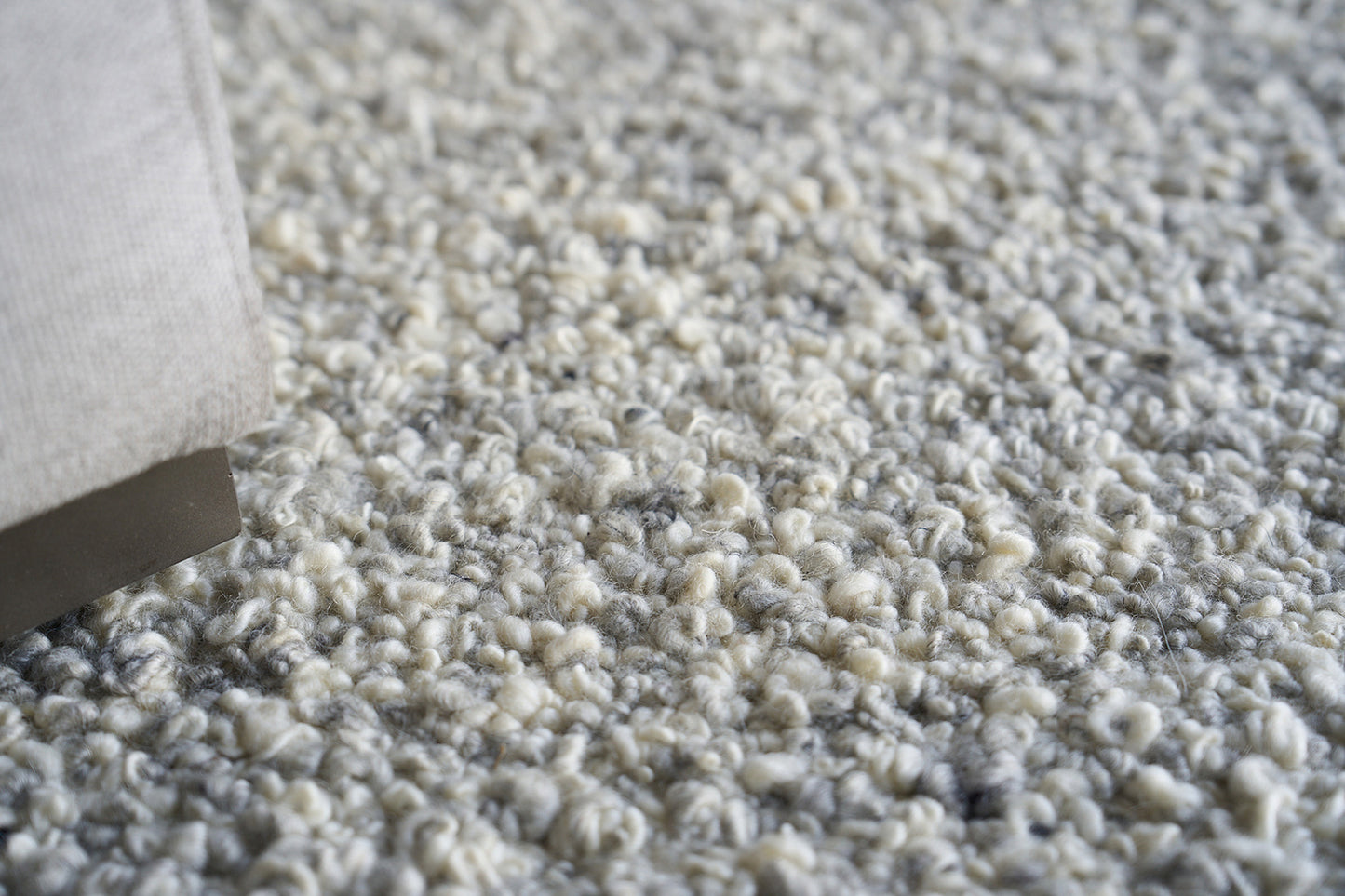 EXQUISITE RUGS Ferretti Indoor Hand Loomed - 5755-2'X3'