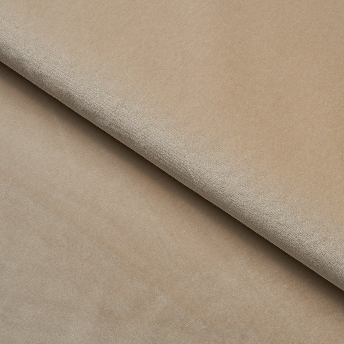 SCHUMACHER PERFECT BASICS: VELVET GAINSBOROUGH VELVET VELVETS,HIGH PERFORMANCE VELVETS,HIGH PERFORMANCE BISQUE - 64529