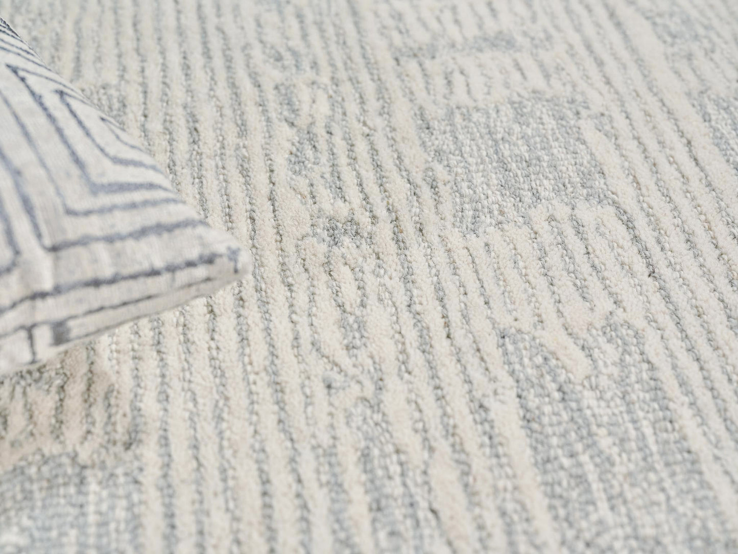 EXQUISITE RUGS Aspen Indoor Hand Tufted - 6825-4'X6'