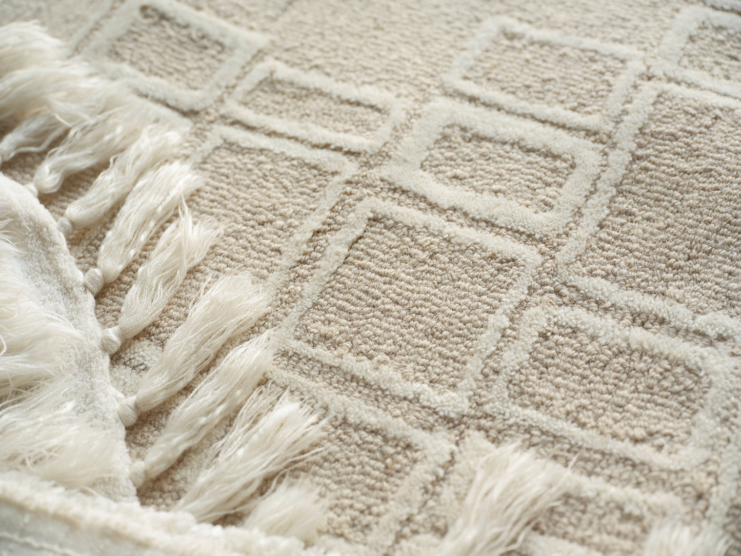 EXQUISITE RUGS Soho Indoor Hand Tufted - 7136-6'X9'