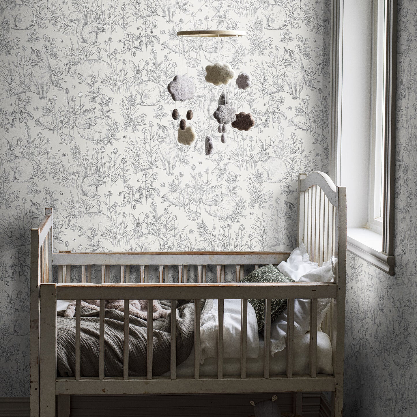 SCHUMACHER WALLCOVERING BORASTAPETER FOREST FRIENDS IVORY - 7478