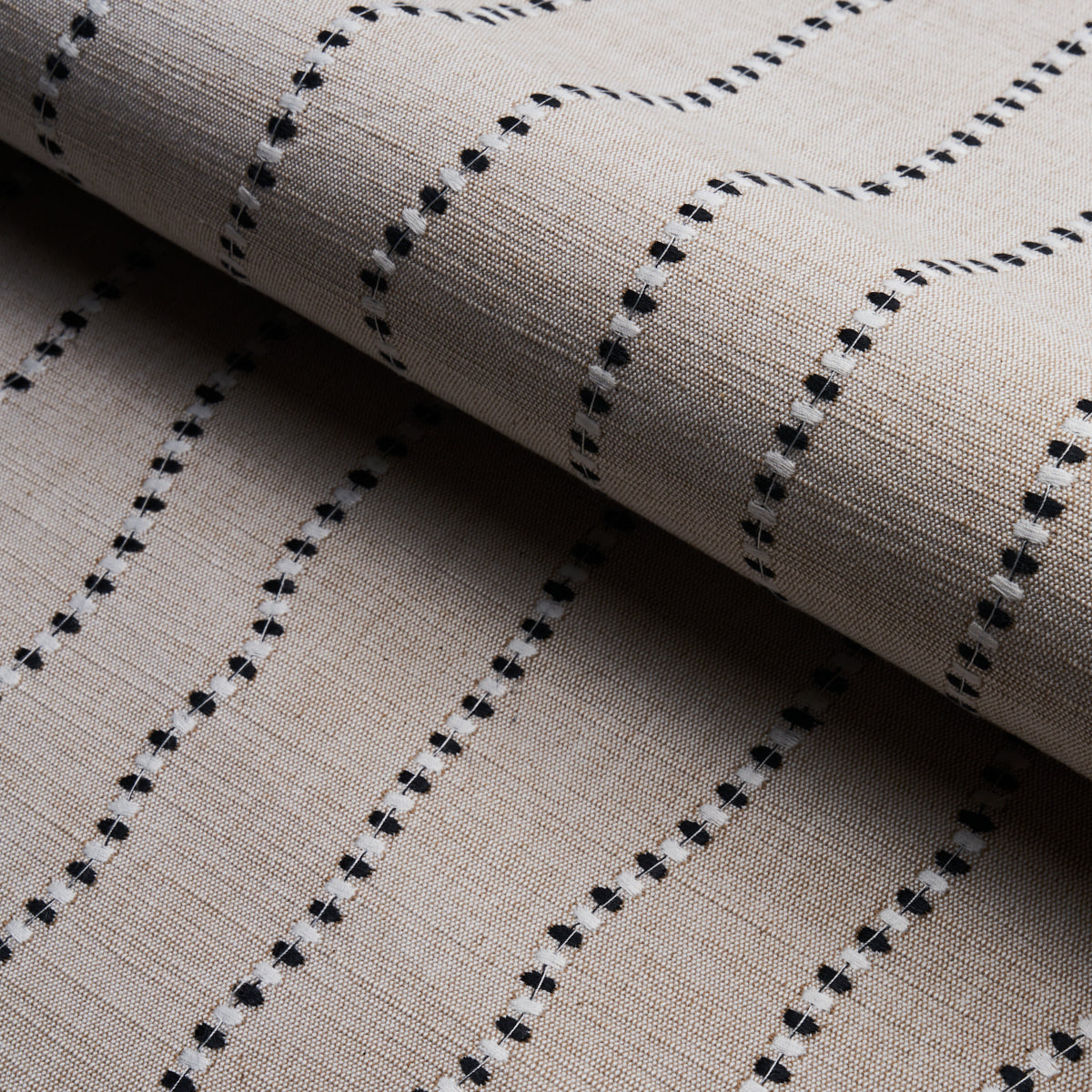 SCHUMACHER NEW TRADITIONAL: PROVEN??AL ELODIE EMBROIDERY EMBROIDERIES EMBROIDERIES NATURAL - 82230