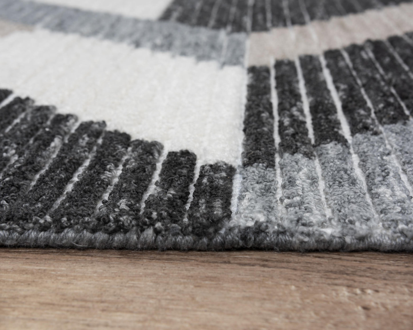 Vista Contemporary rug, 8' x 10'.