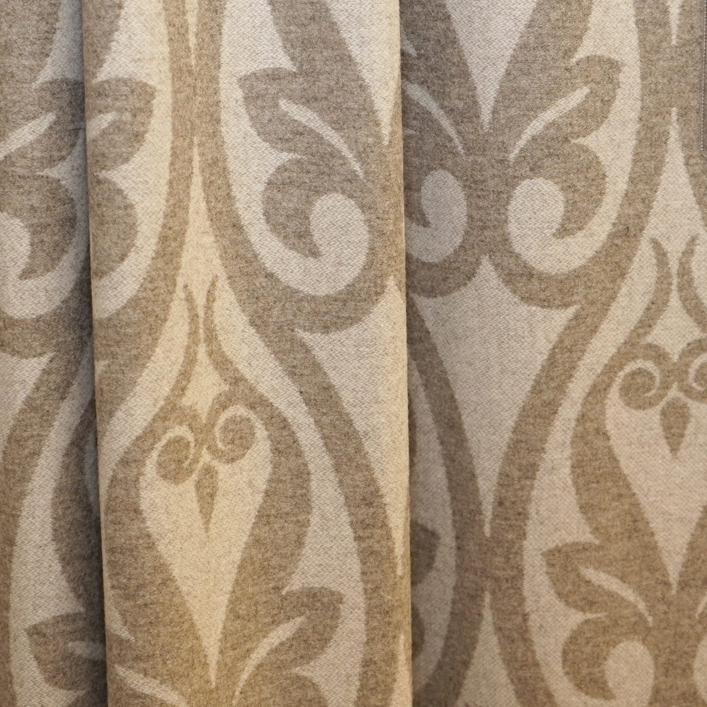 JF Fabrics JF Studio AMAROSA 33 Fabric Traditional,Transitional,Contemporary,Floral Brown,Creme,Beige Damask,Jacquard,Wool - 5498933 SJ101
