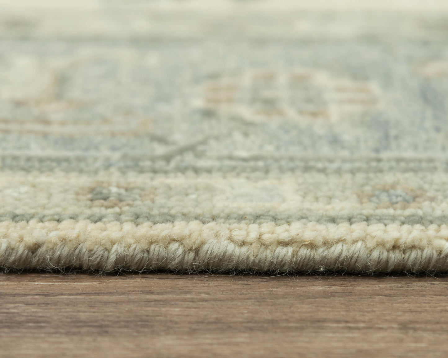 Traditional rug, 9' x 12'.