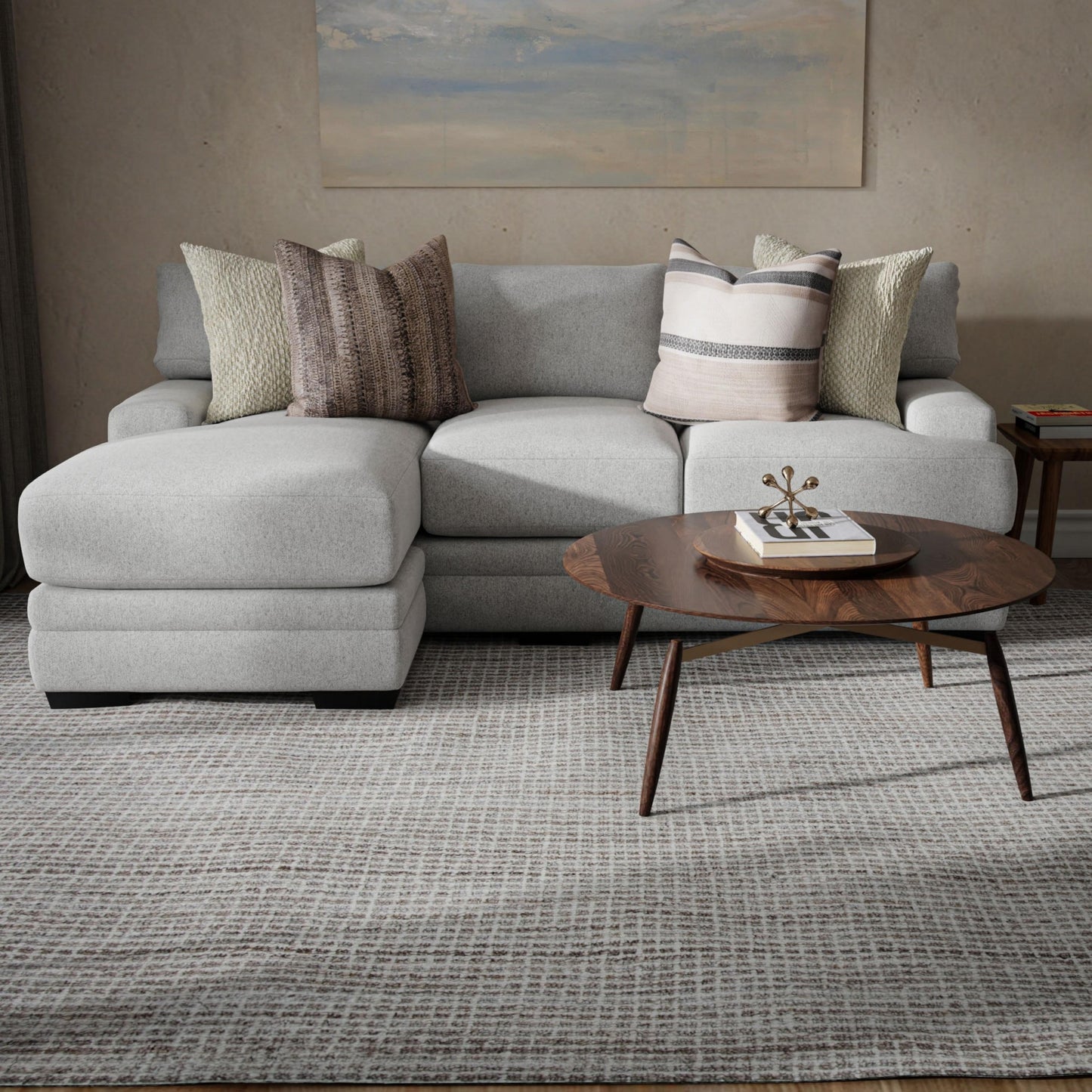 Casual 5' x 8' rug.