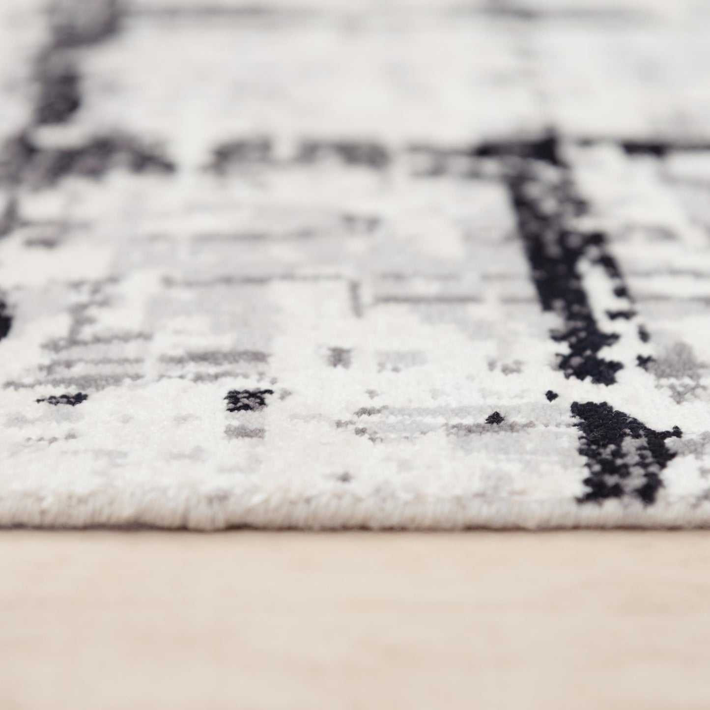 Rizzy Home Rugs Couture Contemporary rug, 10' x 13'.