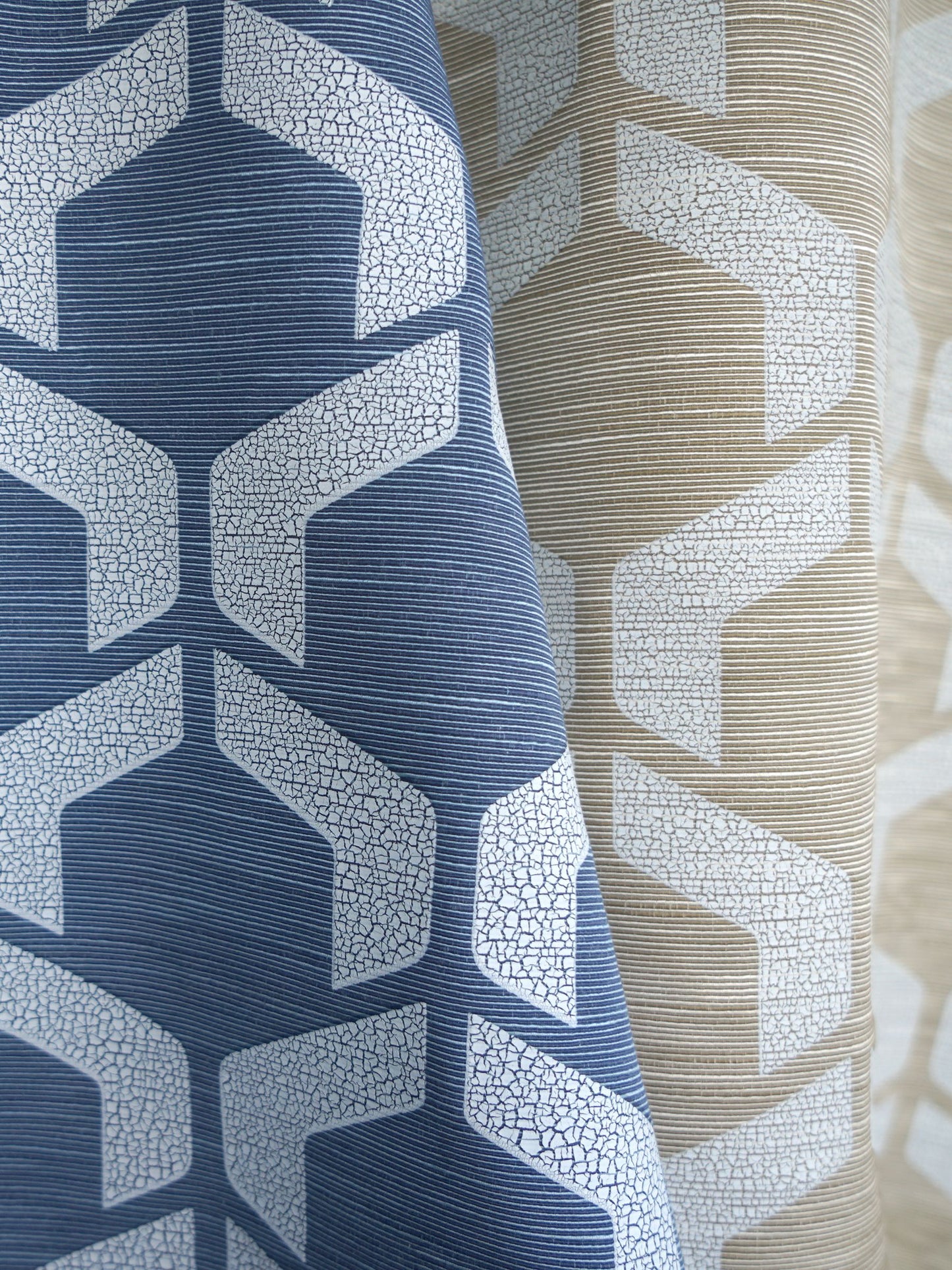 SCALAMANDRE CRAQUELE FABRIC BLUE STORM - DB 0001D297 NEW SKU # DBD2970001