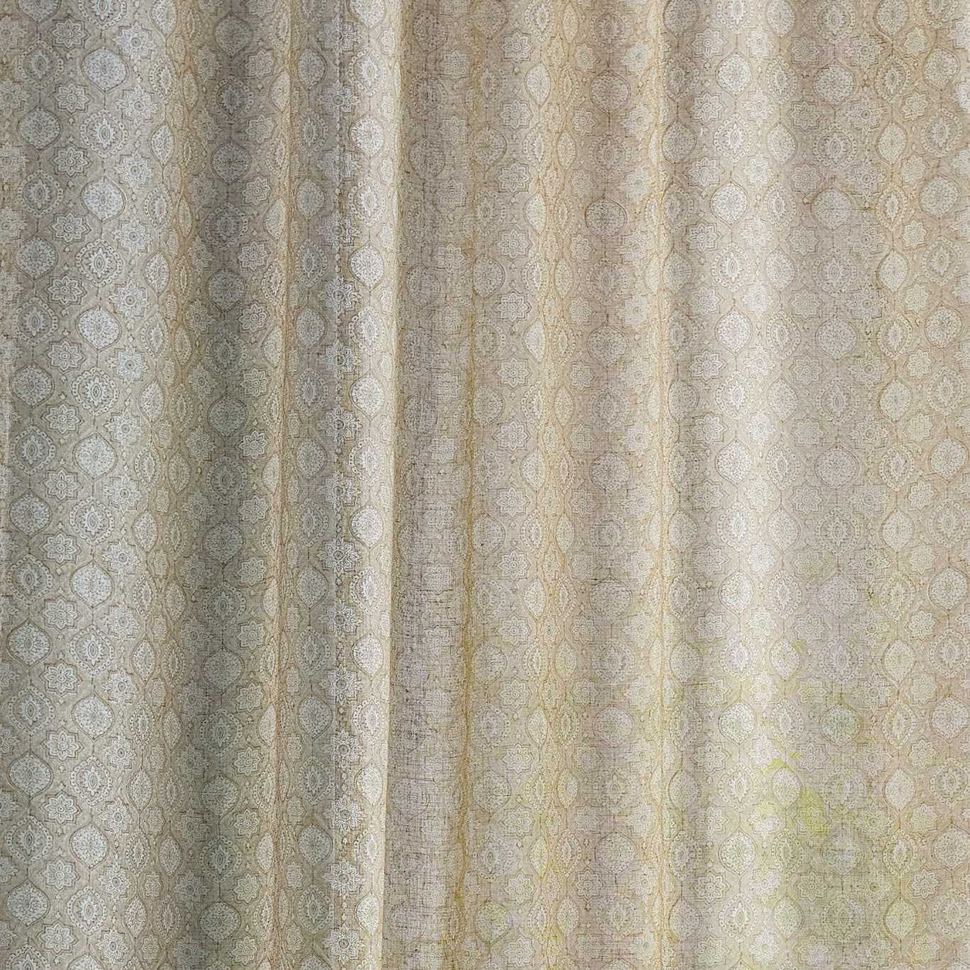SANDERSON Oyster Non-Weighted Sheers/Voile Sunsoaked - DSHE237758