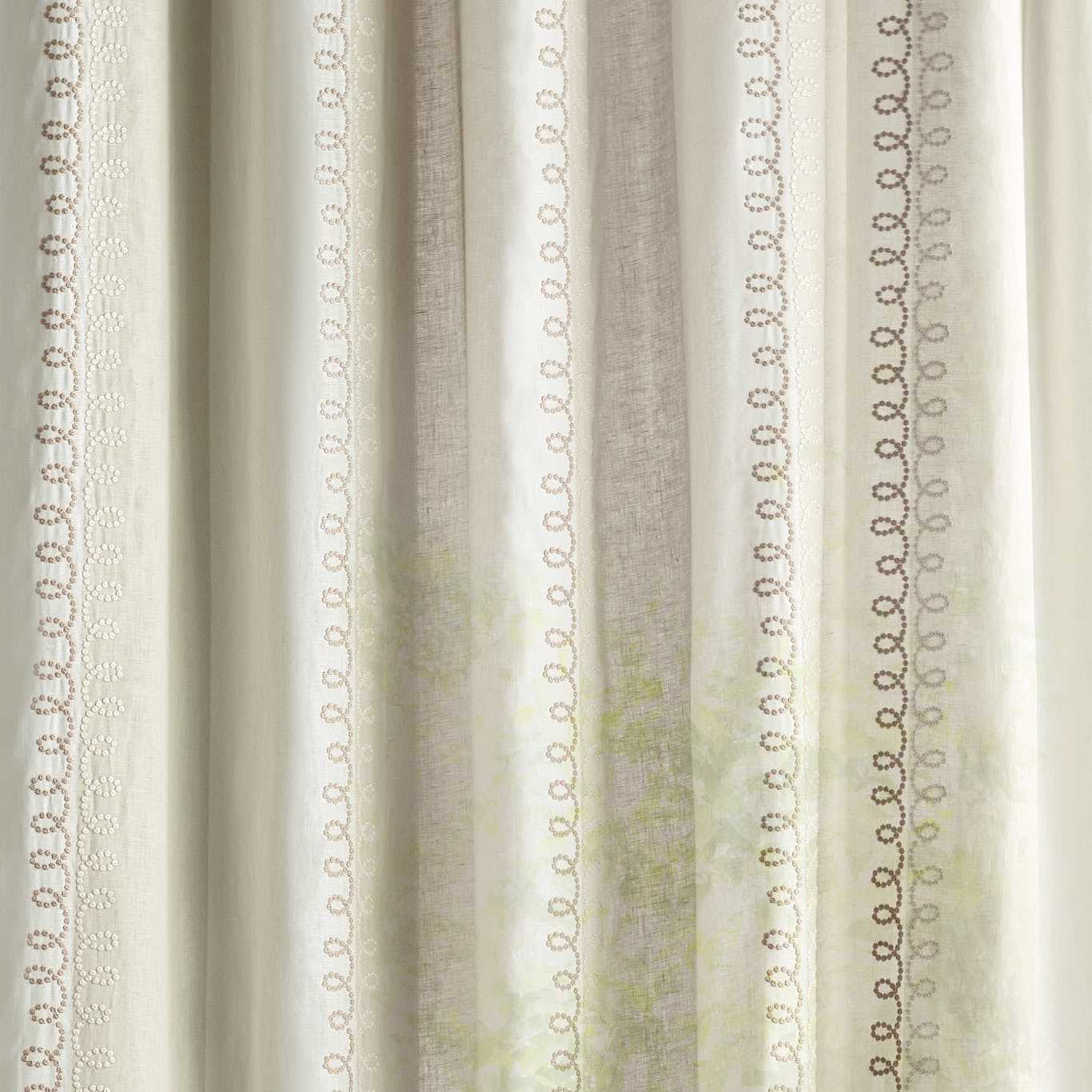 SANDERSON Cordelia Non-Weighted Sheers/Voile Salt & Sand - DSHE237813