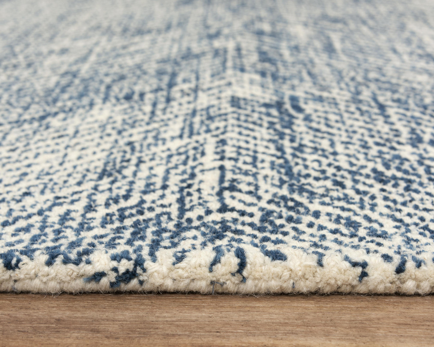 Etchings rug, contemporary, 5' x 8'.