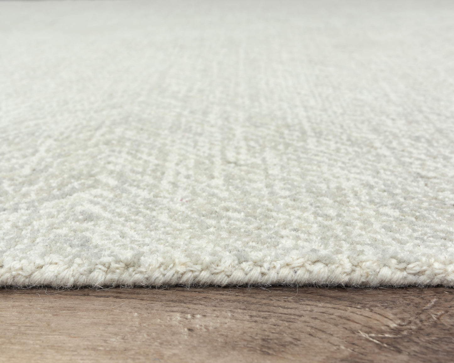 Contemporary rug, 8' x 10'.