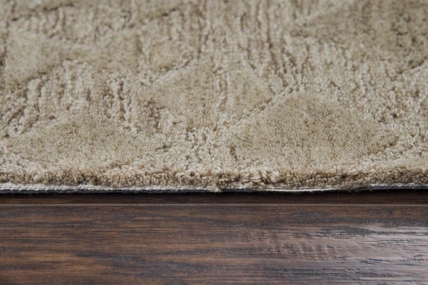 Contemporary rug, 9' x 12'.