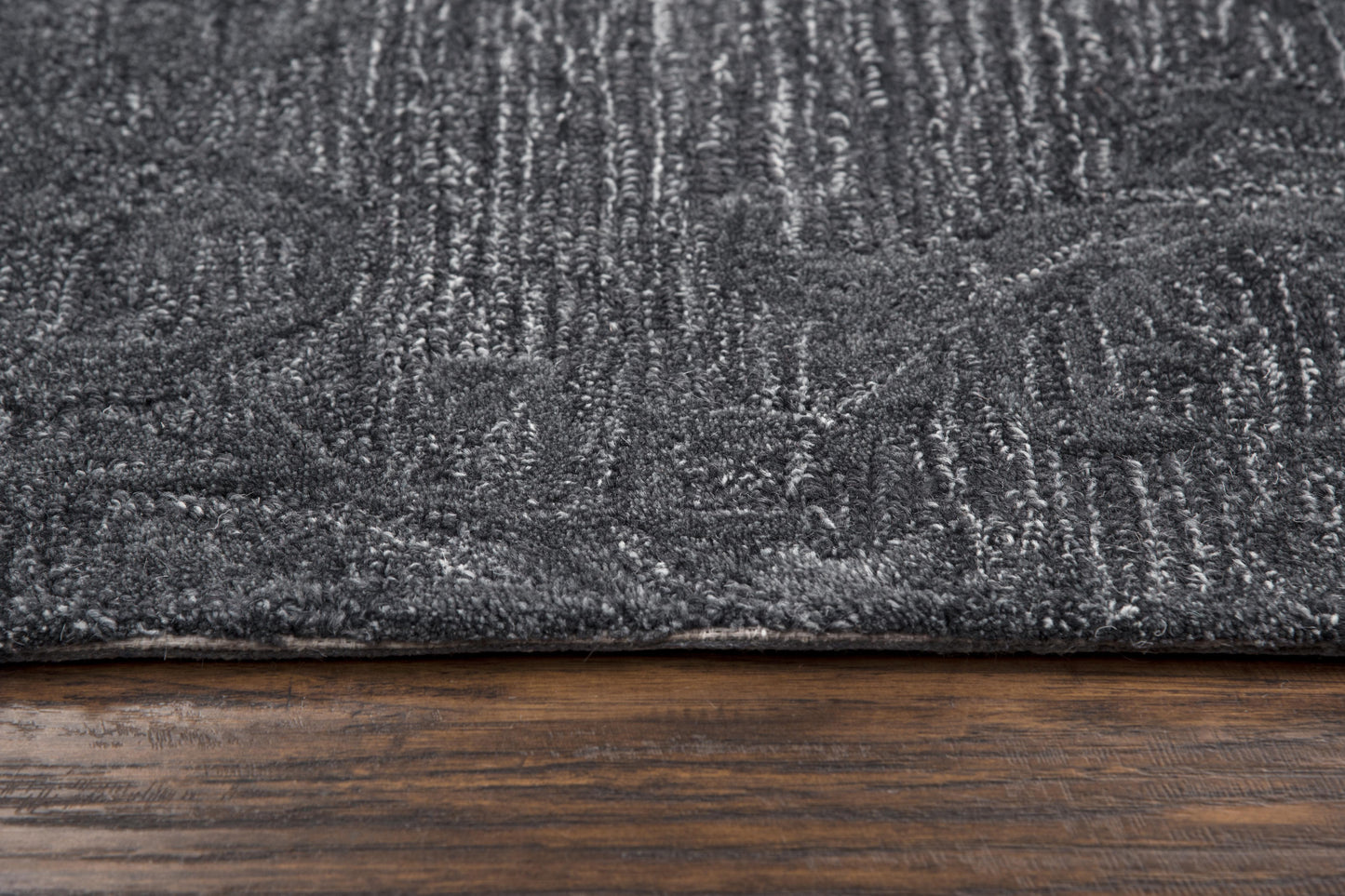 Contemporary rug, 10' x 13'.