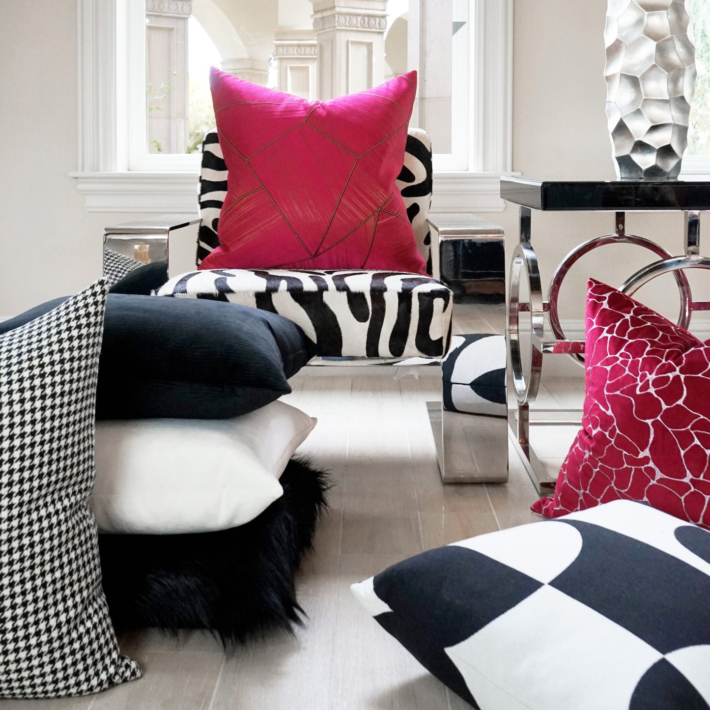 D.V. KAP HOME 24" x 24" Houndstooth Pillow Traditional - 3405-2424