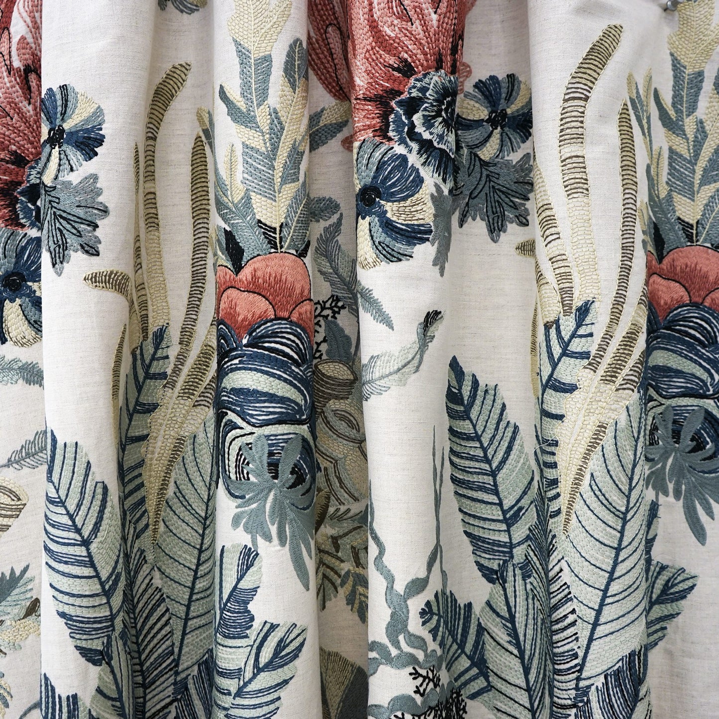 JF Fabrics JF Studio GEORGINA 43 Fabric Traditional,Transitional,Contemporary,Floral Blue,Pink Embroidery,Texture,Linen Texture - 7629543 SJ101