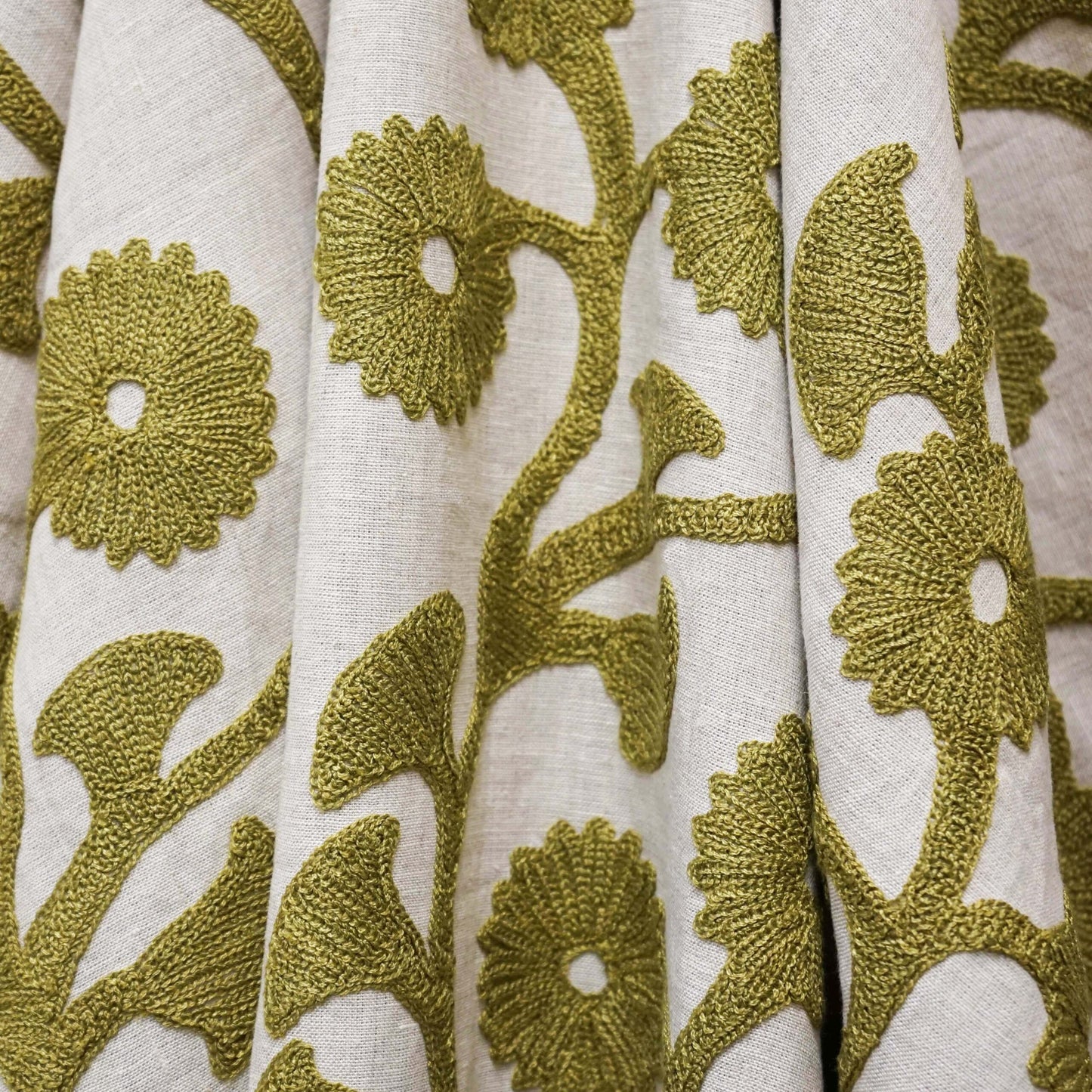 JF Fabrics JF Studio GREENHOUSE 72 Fabric Floral, traditional Green Crewel, Embroidery, Linen - 9006472 SJ102