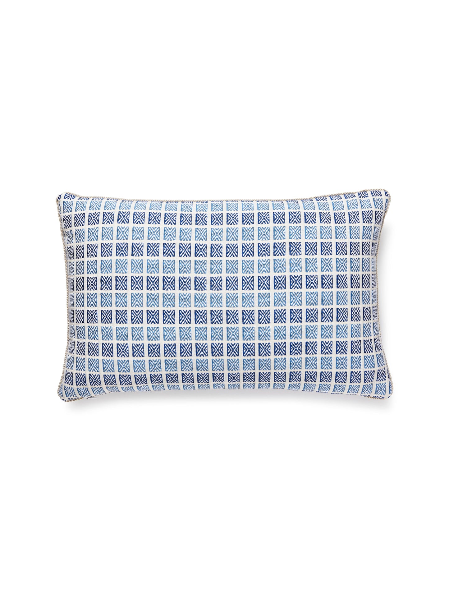 SCALAMANDRE PILLOWS GEOMETRIC
SMALL SCALE LUMBAR - GW 0004LFAIRPILL NEW SKU # GWLFAIRPILL0004