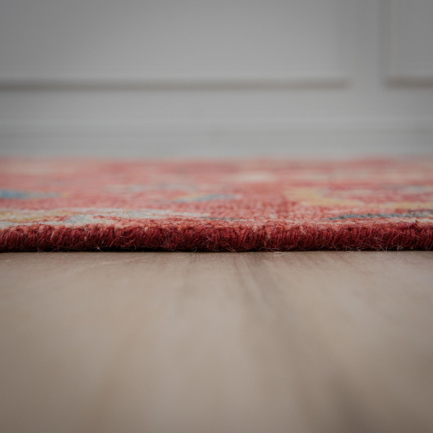Transitional area rug, 9' x 12'.