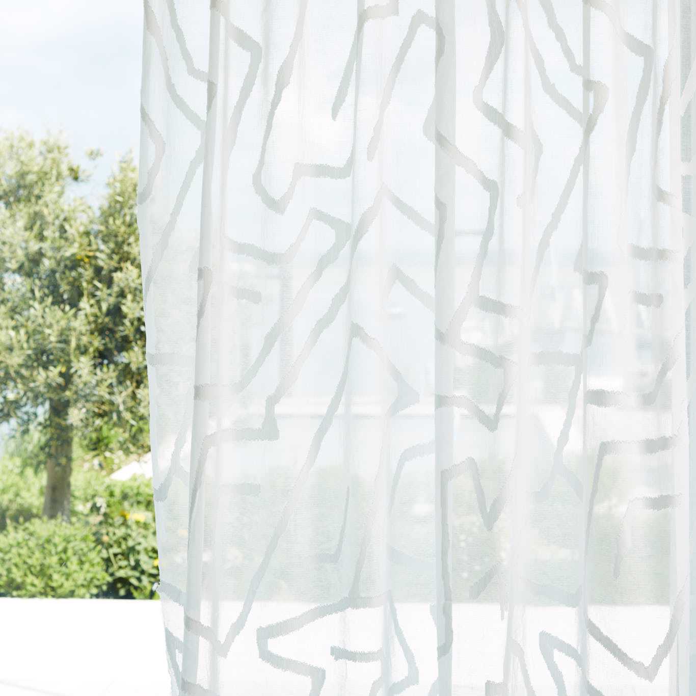 HARLEQUIN Melodic Sheer Fabric Plains , Textures Chalk,First Light - HCOL133939