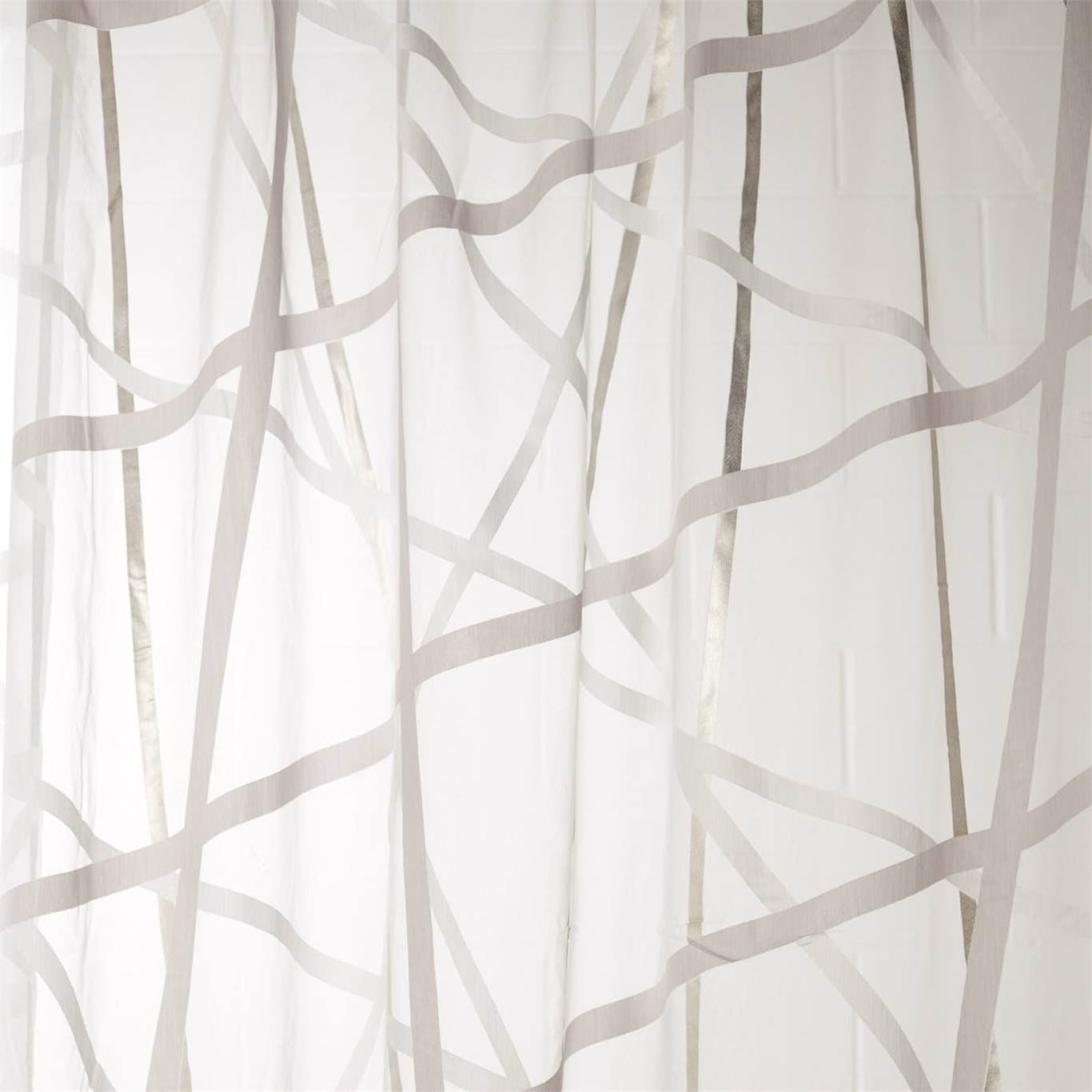 HARLEQUIN Yasuda Fabric Geometric Chalk,Gilver - HMVO132794