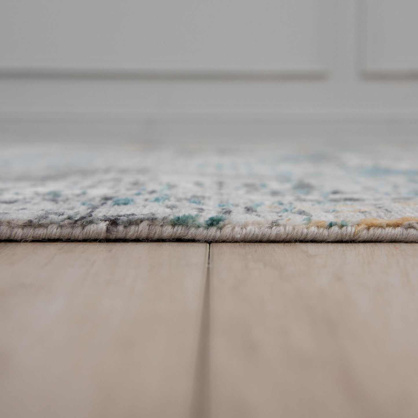 Contemporary rug, 2' x 10'.